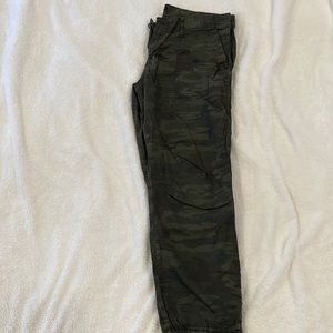 Sanctuary utility pants! Size 30! Good condition! Zippers on ankles!